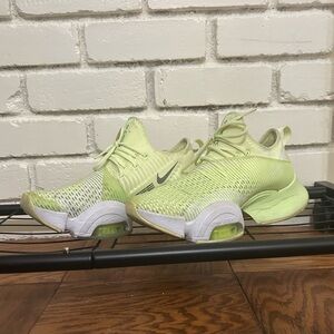 Nike Air Zoom Super Rep Barely Bolt 6.5